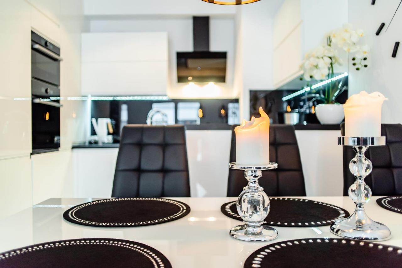 Apartamenty Homely Place Casa Verona - Stary Rynek - Parking 포즈난 외부 사진